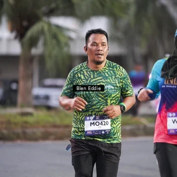 Runner Photo 7818154