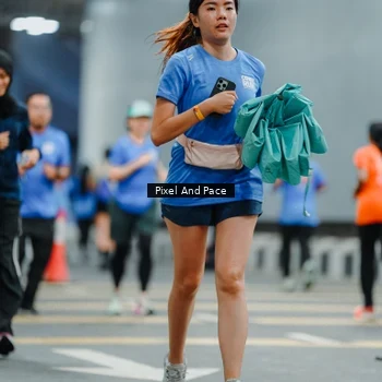 Runner Photo 7818221