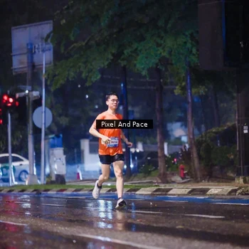 Runner Photo 7818223