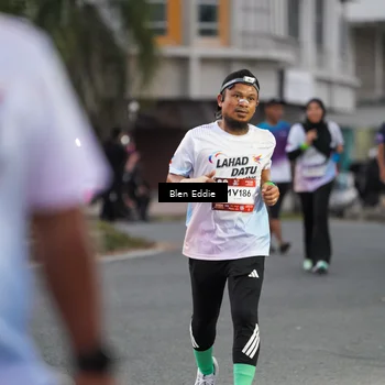 Runner Photo 7818229