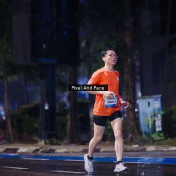 Runner Photo 7818245