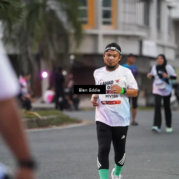 Runner Photo 7818249