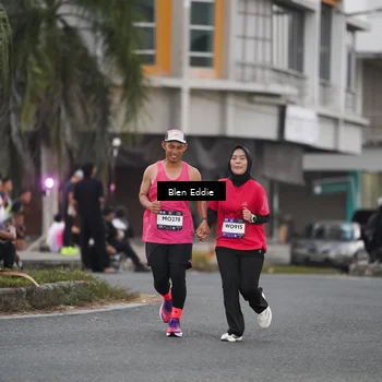 Runner Photo 7818353