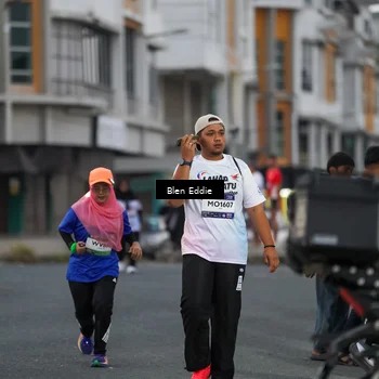 Runner Photo 7818424