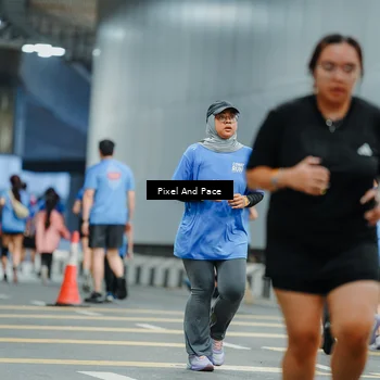 Runner Photo 7818430