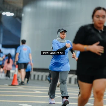 Runner Photo 7818448