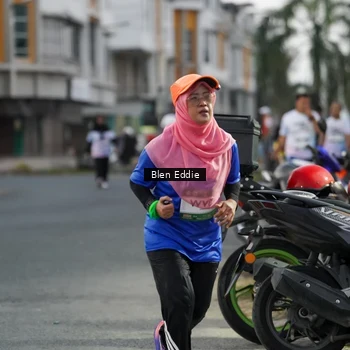 Runner Photo 7818464