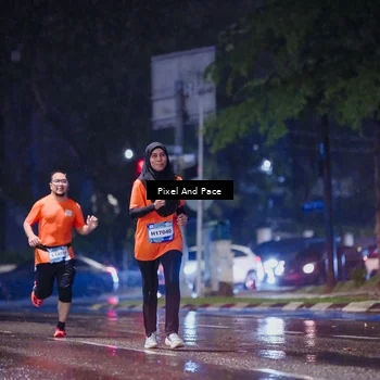Runner Photo 7818468