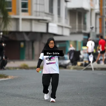 Runner Photo 7818473
