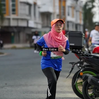 Runner Photo 7818554