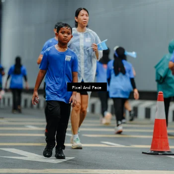 Runner Photo 7818567