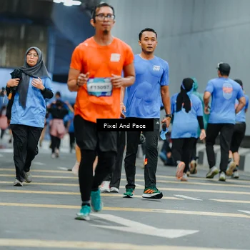 Runner Photo 7818572