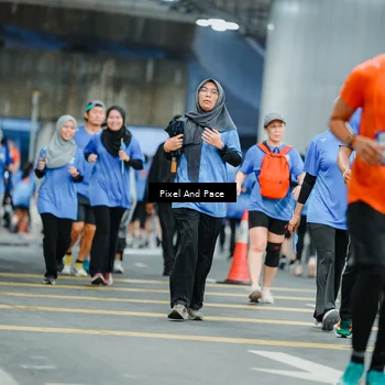 Runner Photo 7818578