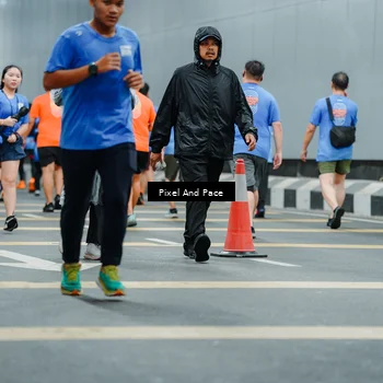 Runner Photo 7818662