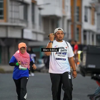 Runner Photo 7818668