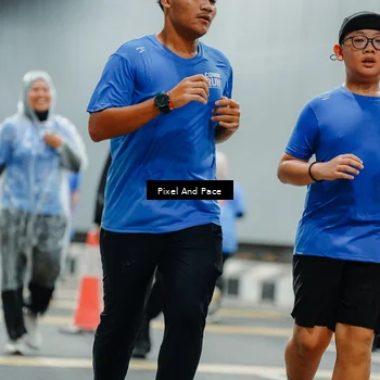 Runner Photo 7818675