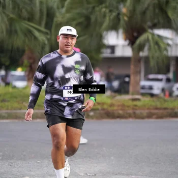 Runner Photo 7818702