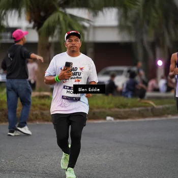 Runner Photo 7818731