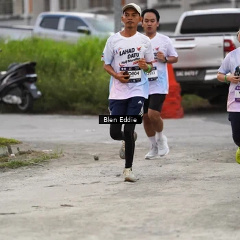 Runner Photo 7818811