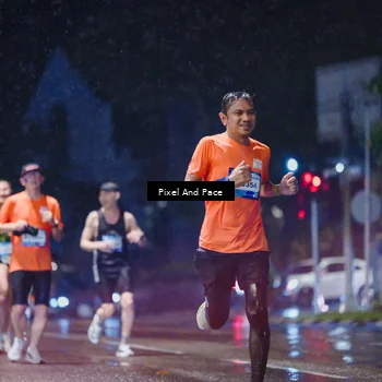 Runner Photo 7818843
