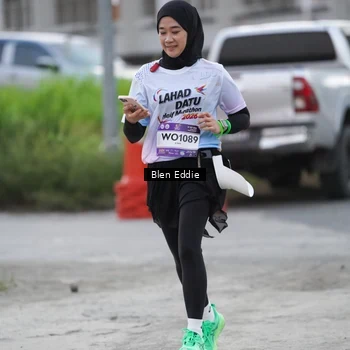 Runner Photo 7818854