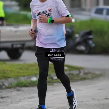 Runner Photo 7818883