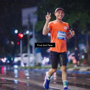 Runner Photo 7818900