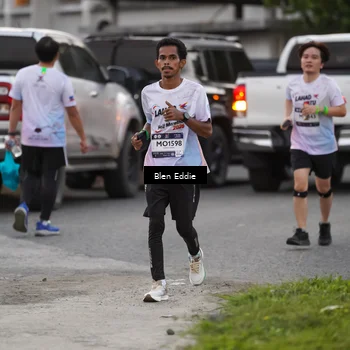 Runner Photo 7819006