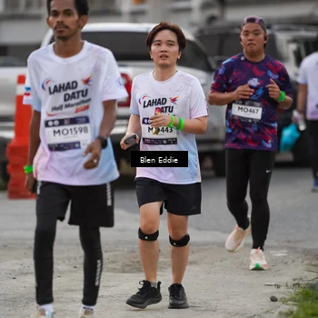 Runner Photo 7819014