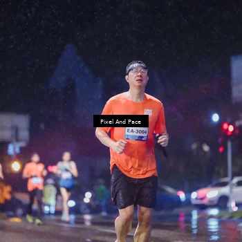 Runner Photo 7819038