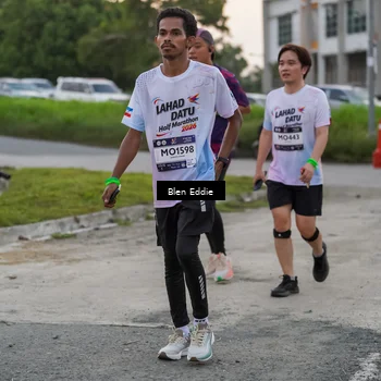 Runner Photo 7819044
