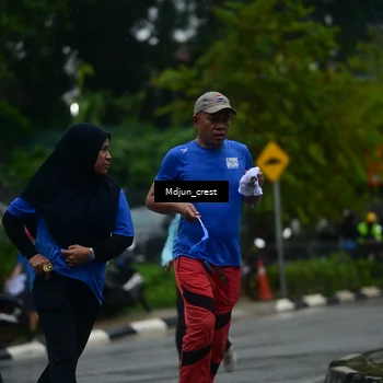 Runner Photo 7819052