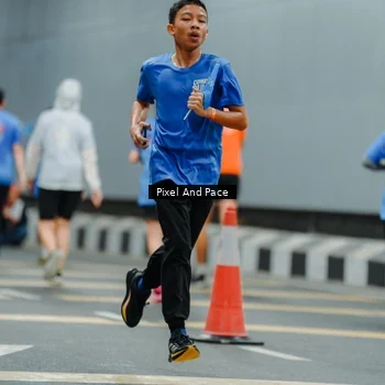 Runner Photo 7819053