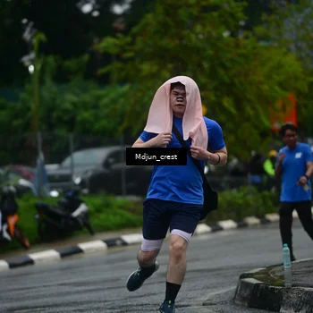 Runner Photo 7819068
