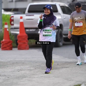 Runner Photo 7819074