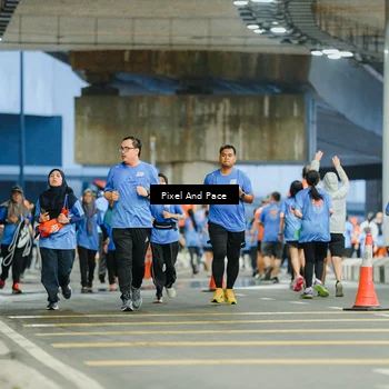 Runner Photo 7819076