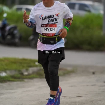 Runner Photo 7819079