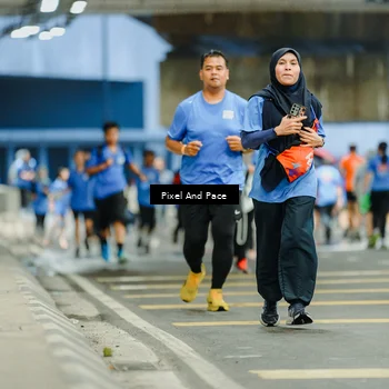 Runner Photo 7819116
