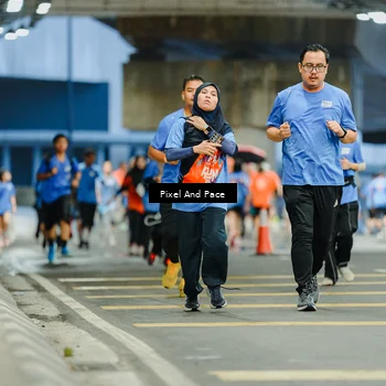 Runner Photo 7819137