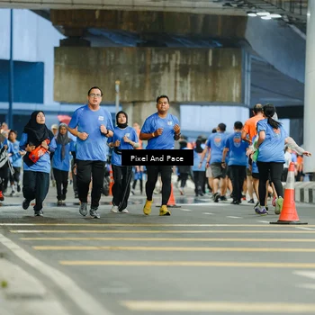 Runner Photo 7819138