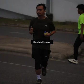 Runner Photo 7819175
