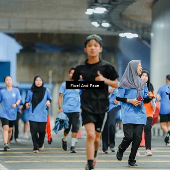 Runner Photo 7819201