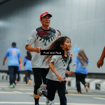 Runner Photo 7819361