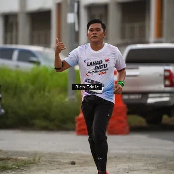 Runner Photo 7819373