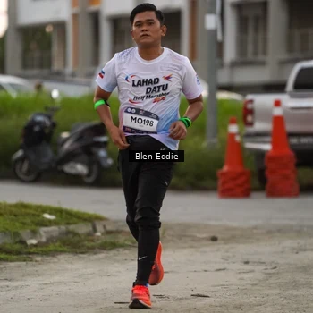Runner Photo 7819403