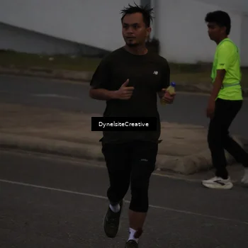 Runner Photo 7819418