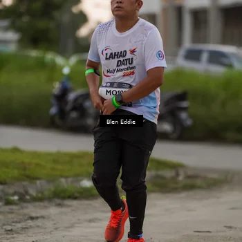 Runner Photo 7819420