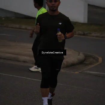 Runner Photo 7819472