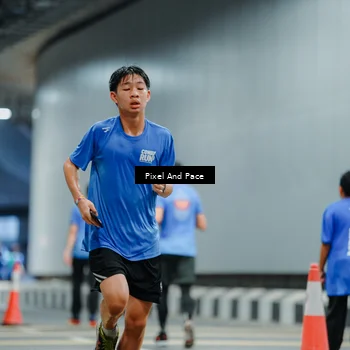 Runner Photo 7819500