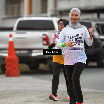 Runner Photo 7819536